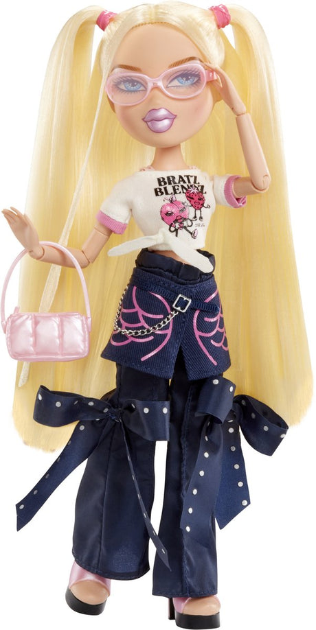 Bratz stylin' motedukke med tilpassbar t-skjorte for deg og tilbehør