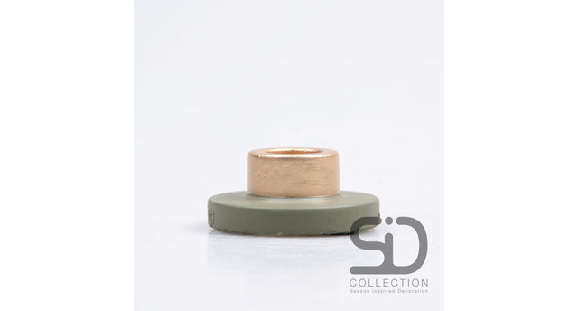 Kandelaar cement 7x7x3 cm olijfgroen