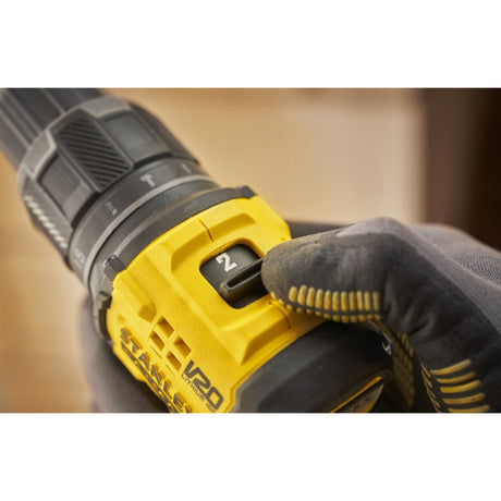 Stanley Fatmax V20 18V винтоверт ударна бормашина винтоверт (черно жълт, 2 батерии и зарядно са включени, с кутия)
