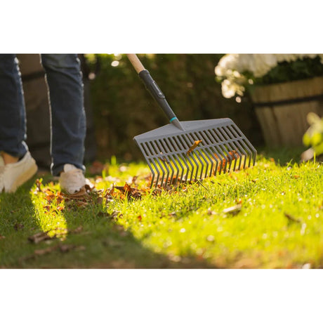 Gardena pureline rakes fsc 100% (grey wood colour, 17305-20)